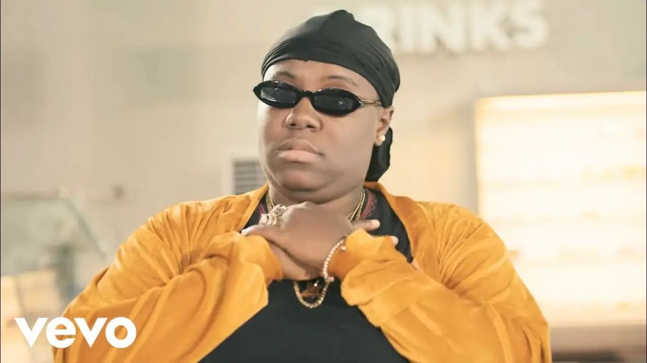 'I Will Miss - Arise, O Compatriots’ – Singer Teni Reacts As Nigeria Returns To Old National Anthem